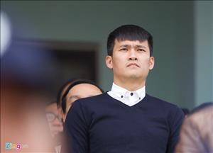 Công Vinh đáp lời HLV Lê Thụy Hải và Tấn Tài sau khi ra mắt tự truyện “Phút 89”