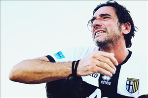 Alessandro Lucarelli: Nụ cười của chiến binh thập tự cuối cùng