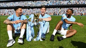 Stones tri ân Pep Guardiola sau chức vô địch Premier League