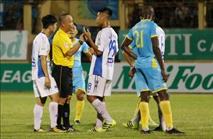 HLV Lê Thụy Hải đồng tình với tình huống bị thổi 11m của HAGL