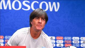 Nhìn gương Argentina, HLV ĐT Đức e dè trước trận gặp Mexico