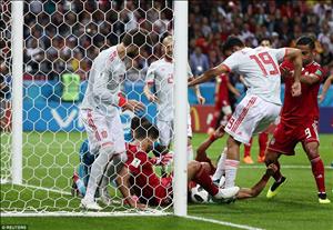Dư âm Iran 0-1 Tây Ban Nha: “Bò tót” run rẩy giành 3 điểm
