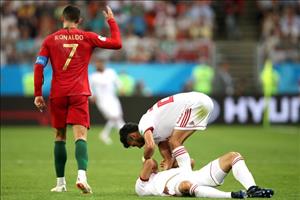 Bồ Đào Nha vất vả vượt qua vòng bảng: Run rẩy cùng CR7