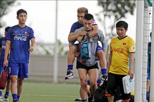 Sao U23 Việt Nam bất ngờ dính chấn thương cực nặng