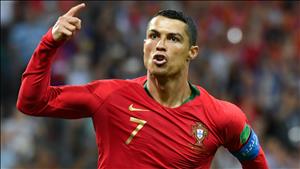 Juventus chiêu mộ Ronaldo, Serie A coi như trúng số độc đắc
