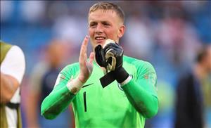 Pickford tuyên bố “bơ” Courtois và những chế nhạo