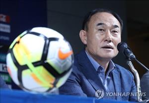 HLV Olympic Hàn Quốc bất ngờ nhắc tới HLV Park Hang Seo sau trận đấu