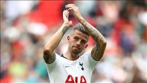 Pochettino nổi khùng sau khi bị hỏi về tương lai Alderweireld