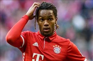Người Bayern nhung nhớ ‘Cậu bé vàng’ lắm chiêu