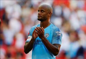 Liên tục chấn thương, Kompany vẫn được yêu quý hết mực