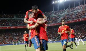 HLV Tây Ban Nha nổ to sau màn hủy diệt Croatia