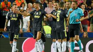 Sếp Juventus truy tìm gặp trọng tài đuổi Ronaldo