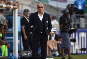 Đối thủ của ĐT Việt Nam tại AFF Cup chiêu mộ HLV khủng người Pháp