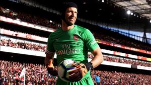 Tỏa sáng rực rỡ, Petr Cech được thể gây áp lực lên Arsenal