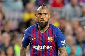 HLV Barcelona đáp trả khi bị chỉ trích phí phạm tân binh