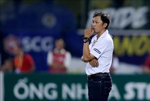 HLV HAGL lo ngại cho chấn thương của Triệu Việt Hưng