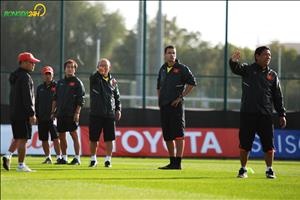 ẢNH: BTC quá nguyên tắc, ĐT Việt Nam phải di chuyển khu vực tập luyện