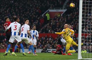Lập siêu phẩm vào lưới Brighton, Rashford đi vào lịch sử M.U