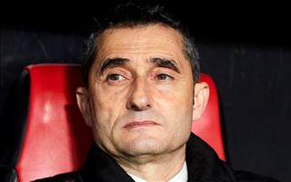 Thua trắng Sevilla, HLV Barca vẫn không hối hận vì cho Messi nghỉ chơi