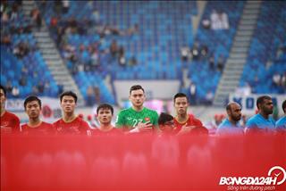 Đá ngang ngửa Nhật Bản, Đặng Văn Lâm và ĐT Việt Nam được AFC ca ngợi