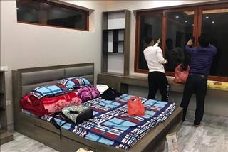 Trở về từ Asian Cup, Hà Đức Chinh xây nhà khang trang cho mẹ