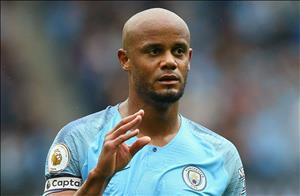 Cãi lời thầy, đội trưởng Man City “xin thua” Liverpool
