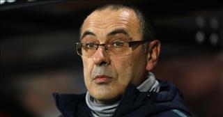 HLV Sarri gây sốc:  Áp lực ở Napoli nhiều hơn Chelsea