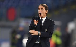 Mancini không dám sánh ngang với huyền thoại Italia