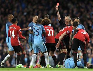 “Chỉ có 1 cầu thủ MU cạnh tranh vị trí đá chính ở Liverpool”