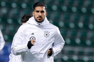 Emre Can sẵn sàng trở lại Ngoại hạng Anh khoác áo MU