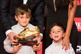 VIDEO: Mateo Messi: Thánh cà khịa hay vựa muối nhà Messi