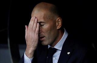 HLV Zidane sẽ bị sa thải nếu Real thua Galatasaray?