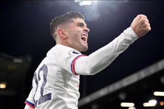 Pulisic lập hattrick: Khi Captain America đã xứng đáng với Búa thần