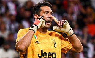 Tiết lộ: Juventus sắp ký hợp đồng với ‘ông lão’ 42 tuổi