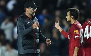 Có tình tiết giảm nhẹ, Liverpool may mắn không bị loại khỏi cúp Liên đoàn