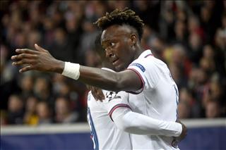 Tiếp tục phá lưới, sao trẻ Chelsea gợi nhớ đến Drogba