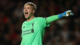 Thủ môn trẻ của Liverpool được ủng hộ tỏa sáng trước Arsenal