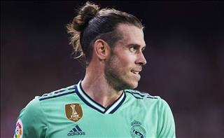 Real Madrid phải cấm Gareth Bale chơi golf