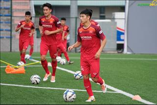 VIDEO: ĐT U22 Việt Nam tập rê bóng chuẩn bị chiến UAE