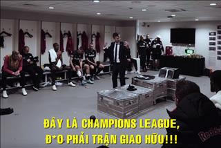 VIDEO: Thán phục trước lời truyền lửa đầy dữ dội của HLV Salzburg giờ nghỉ giữa trận gặp Liverpool