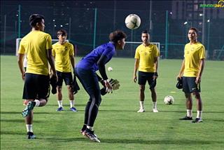 VIDEO: Thủ môn Malaysia tập tâng bóng trước đại chiến