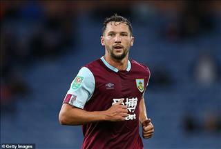 Burnley gửi trả Danny Drinkwater lại Chelsea