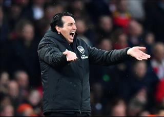 Các ngôi sao của Arsenal chung tay đẩy Emery khỏi Emirates