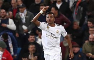 Tài năng trẻ Real chia sẻ cảm giác khi mới gặp Zidane