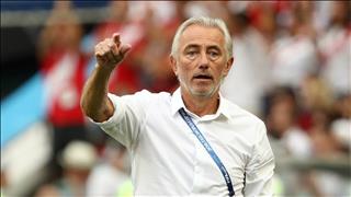 HLV trưởng UAE bị phản ứng vì cách dùng người