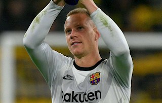 ‘Ter Stegen xứng đáng được Barca ký hợp đồng mới, nhưng…’