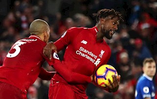 Sao Liverpool: Loại Barcelona không sướng bằng hạ Everton!