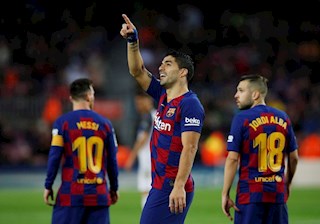 Điểm tin bóng đá tối 24/12: Barca vô đối châu Âu khoản trả lương