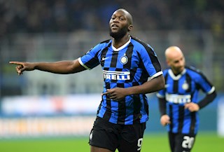 Inter Milan 4-0 Genoa: Lukaku tỏa sáng, Nerazzurri bám đuổi gắt gao Juventus