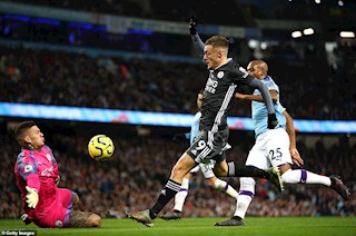 Những con số ấn tượng sau trận Man City 3-1 Leicester